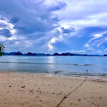 Pyramid Bungalow Hotel Ban Laem Sai Bagian luar foto