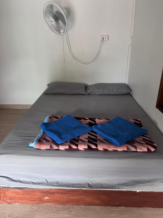 Pyramid Bungalow Hotel Ban Laem Sai Bagian luar foto