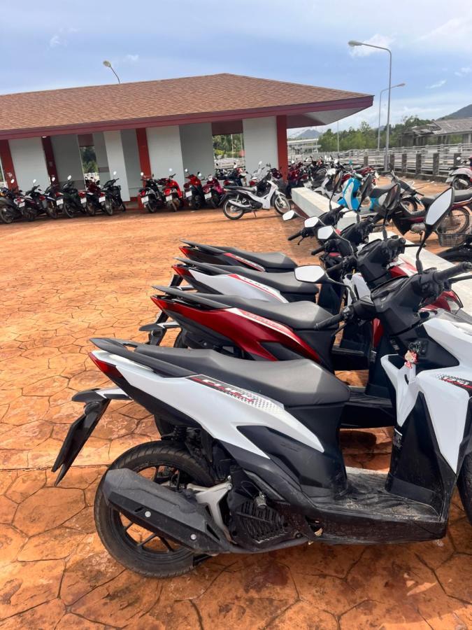 Pyramid Bungalow Hotel Ban Laem Sai Bagian luar foto